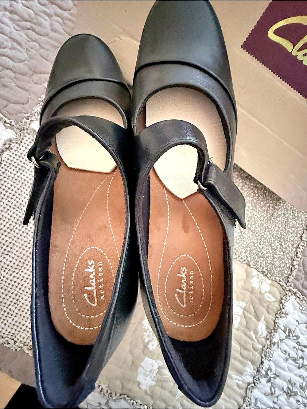 NEW Clarks Rosalyn Wren Black Leather Heels US 9 XW